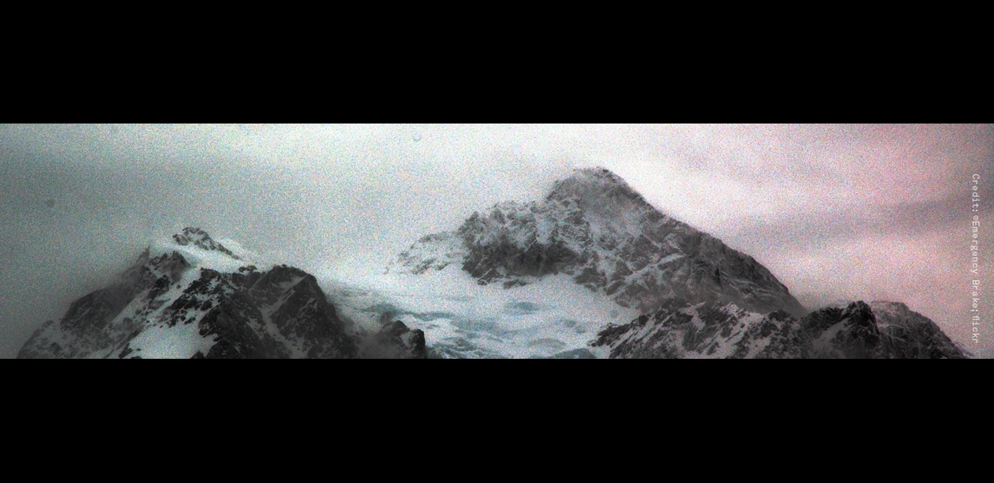 sherpas_1440x341_spinner.jpg